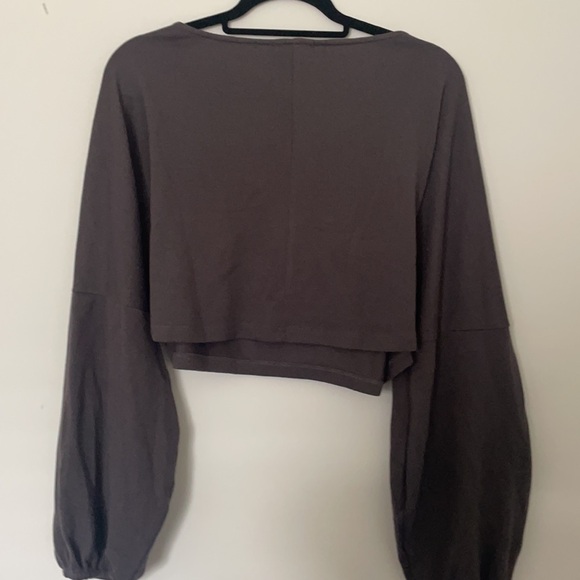 Yaya & Co Cozy Cropped Puffy Long Sleeve Shirt in Grey - Women’s M - Picture 2 of 4